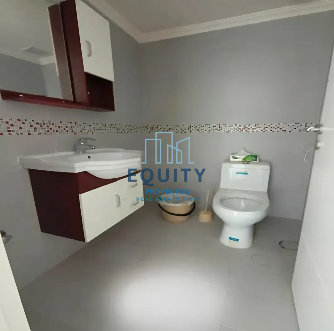 Apartment for Rent in Bouar - 3 bed, 2 bath