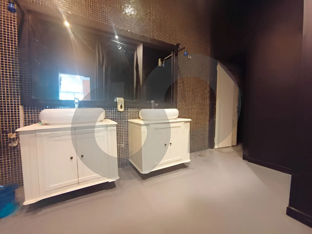 Shop for Rent in Badaro