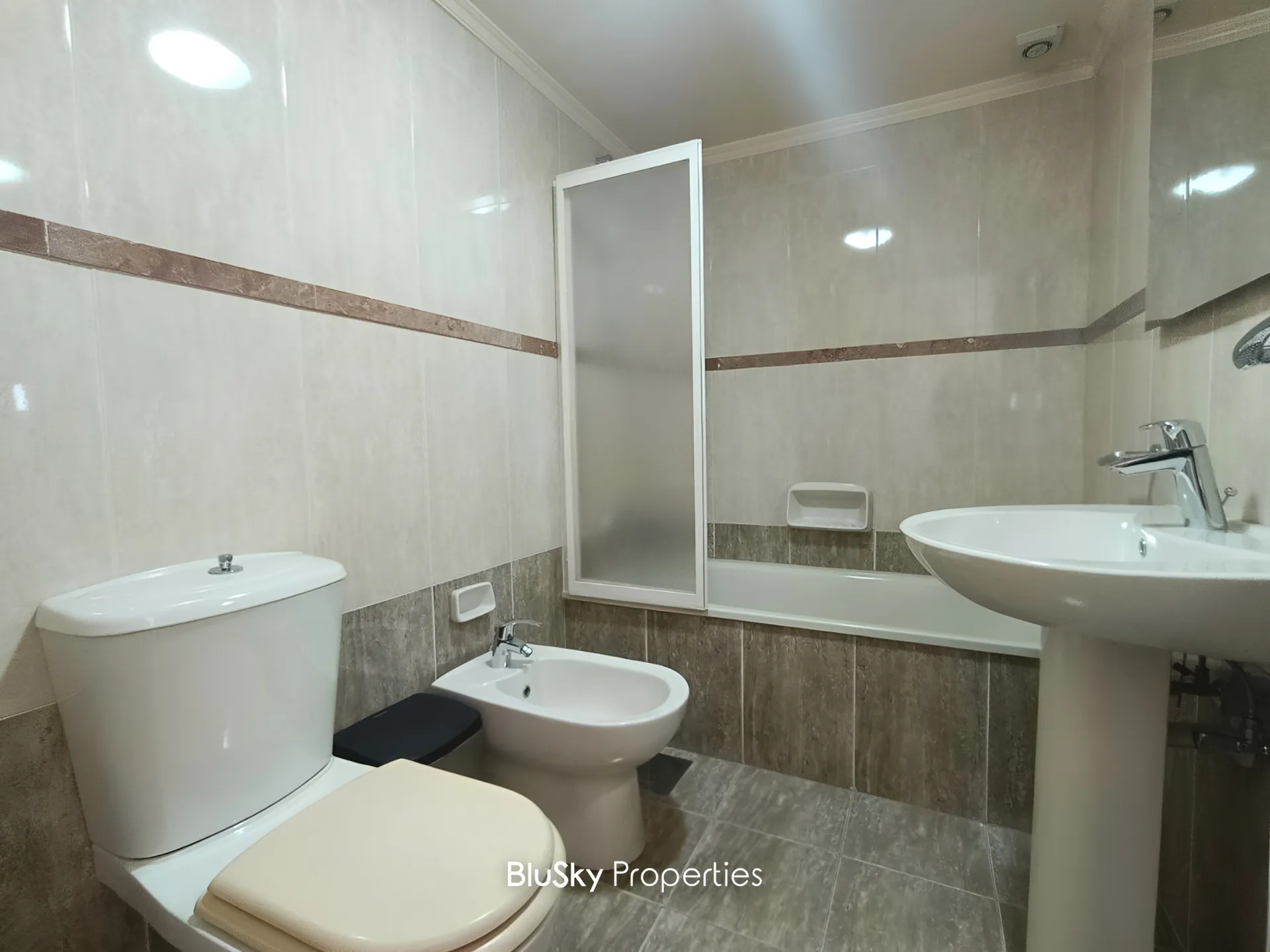 Duplex for sale in Haret Sakher