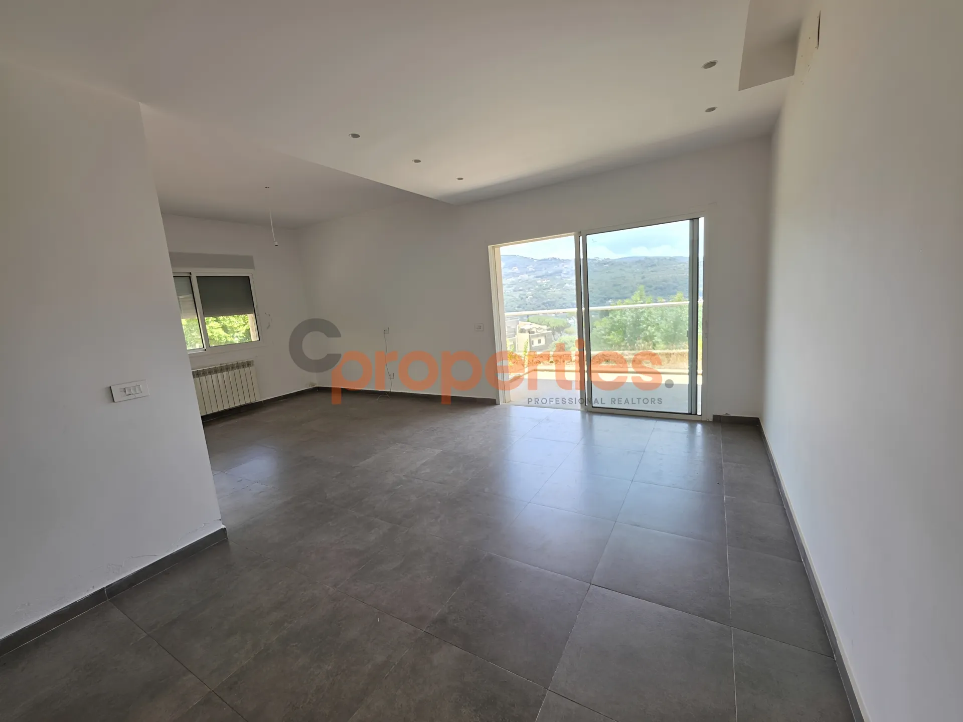 Apartment for Sale in Baabdat