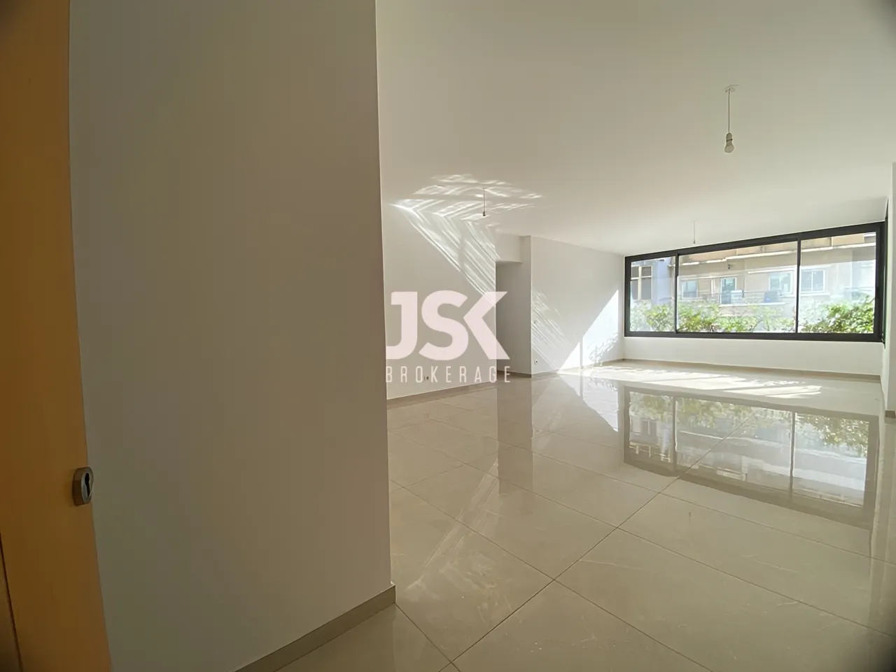 Apartment for Sale in Hamra