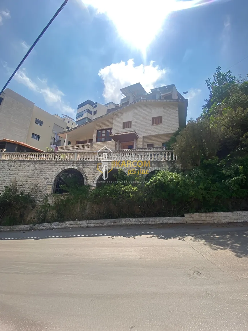 Villa for sale in Cornet Chahwan, Lebanon