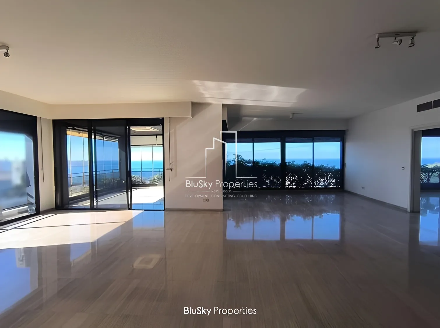 Apartment for Sale in Rabieh - 4 bed, 4 bath