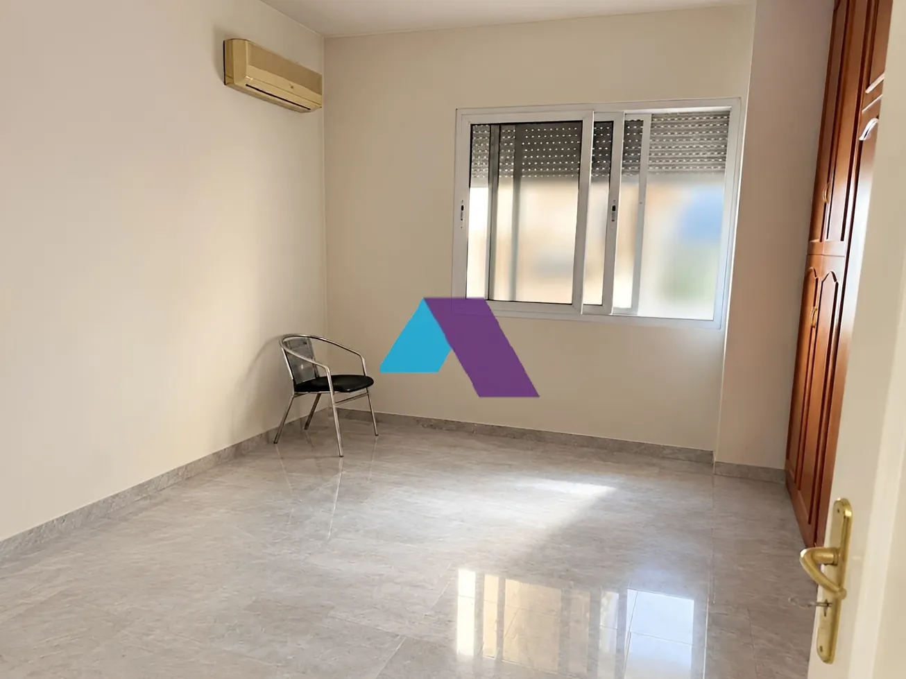 Apartment for sale in Jnah