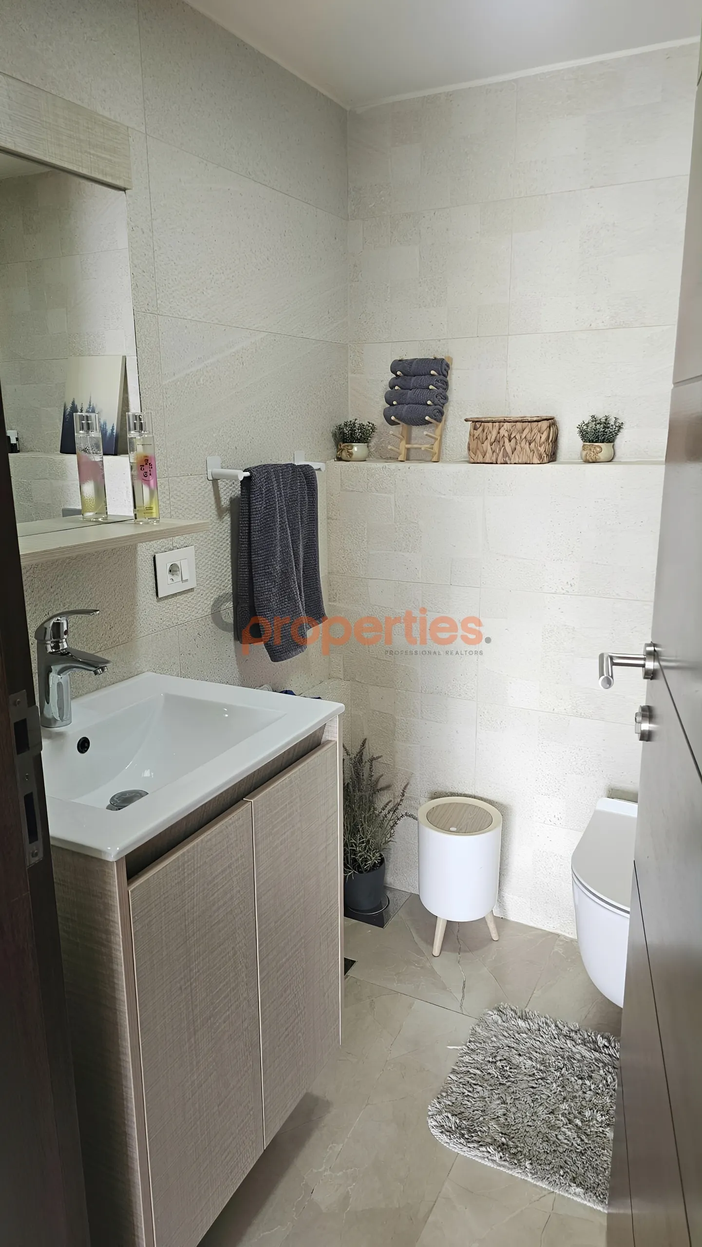 Apartment for Sale in Fidar