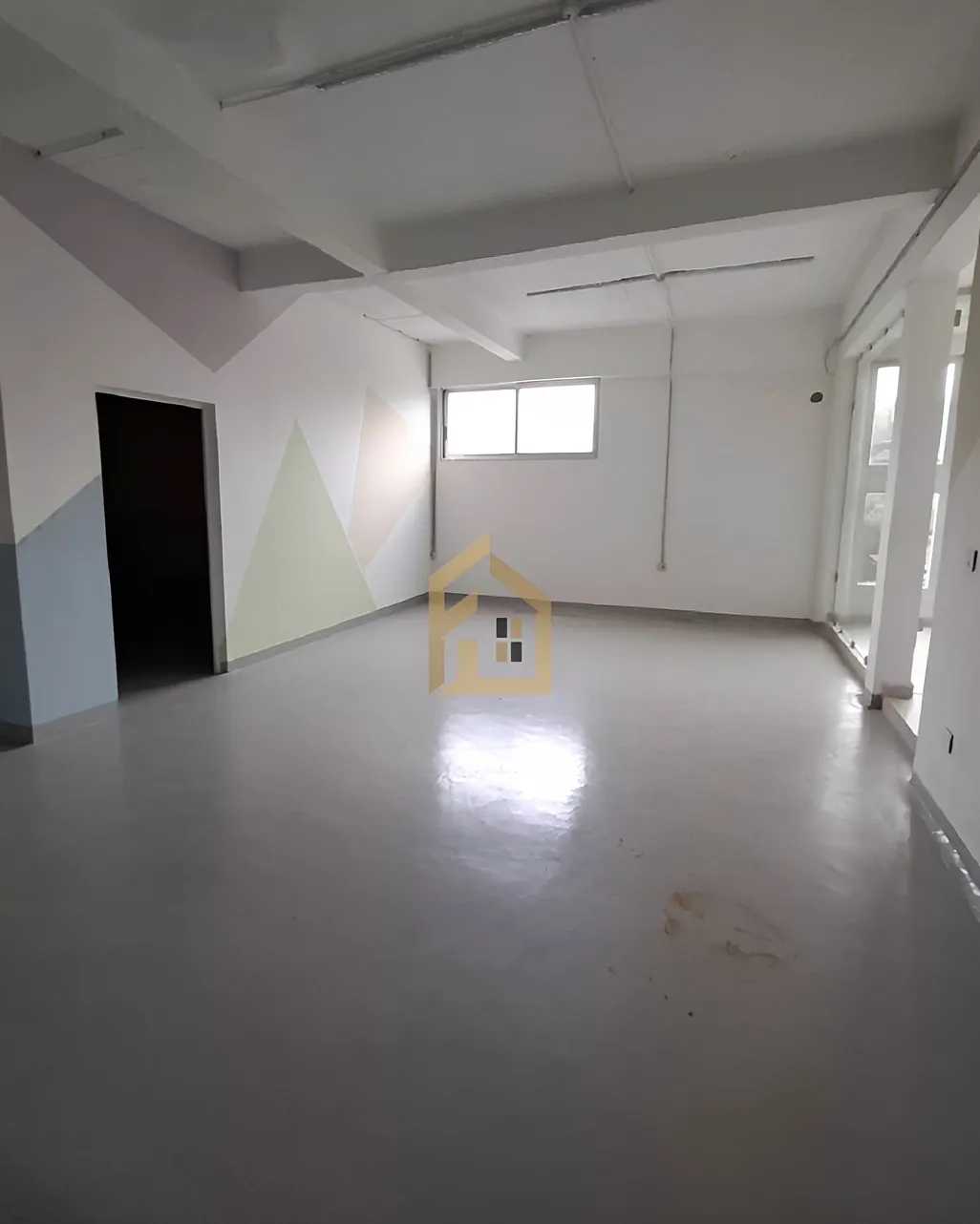 Warehouse for rent in Sin El Fil, Lebanon