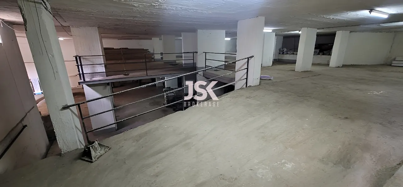 Warehouse for Sale in Sahel Aalma