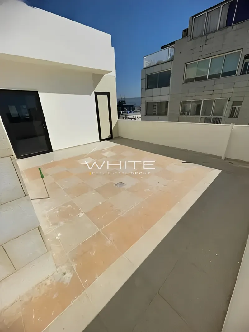 Apartment for Rent in Tallet El khayyat - 3 bed, 5 bath