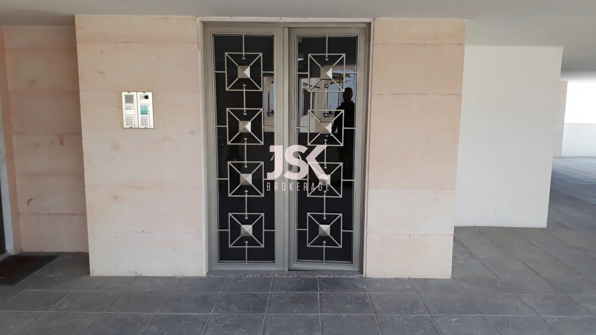 Apartment for Rent in Naqqache