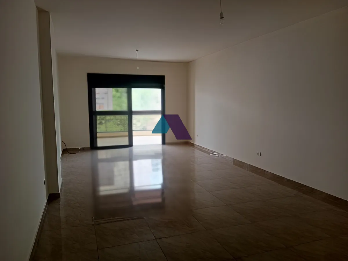 Apartment for Sale in Zalqa - 3 bed, 3 bath