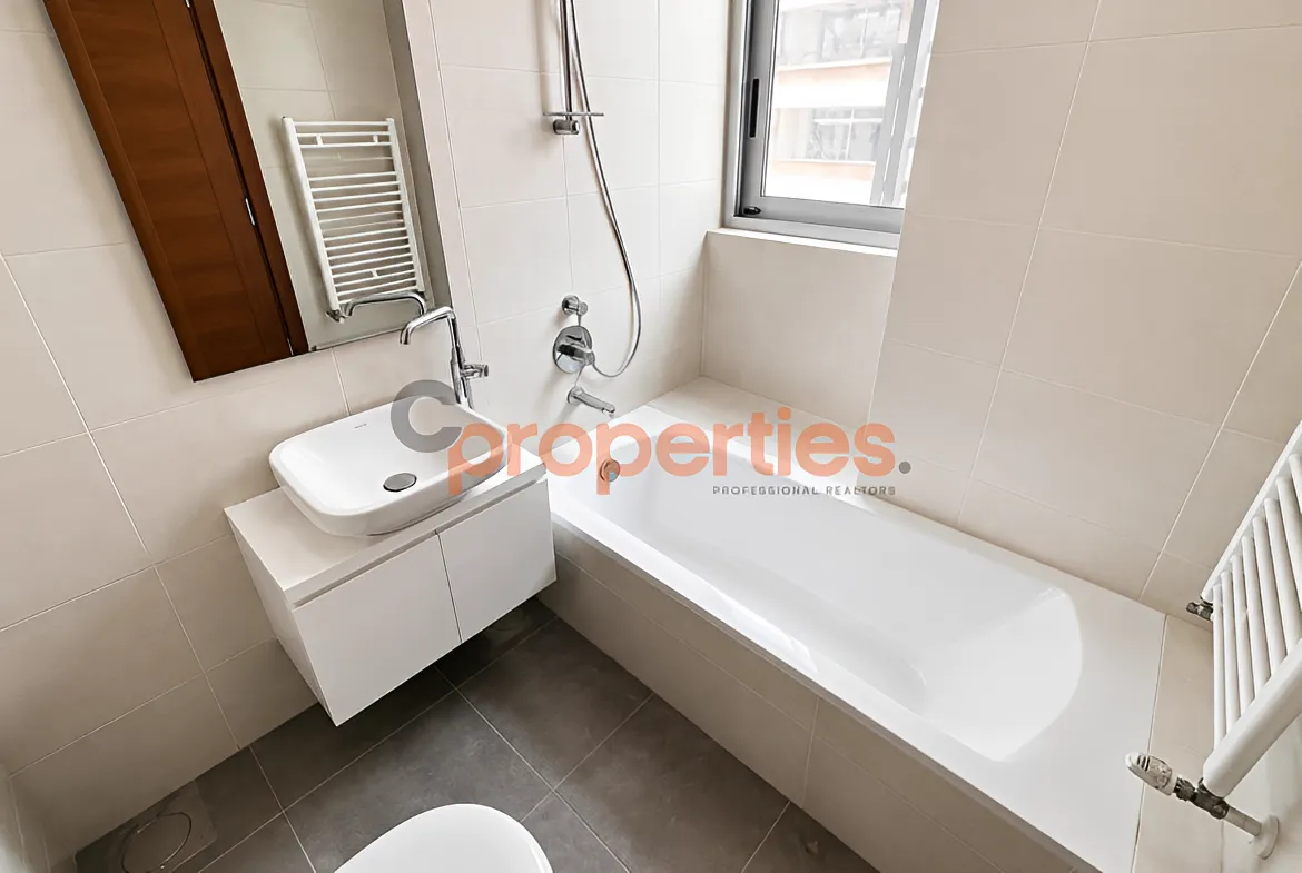 Apartment for Sale in Saifi Village