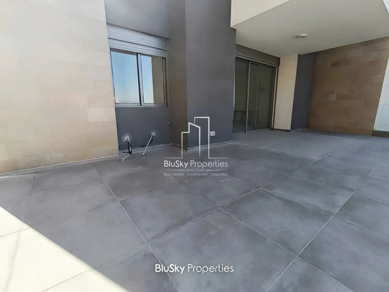 Apartment for Sale in Nahr Ibrahim - 3 bed, 3 bath