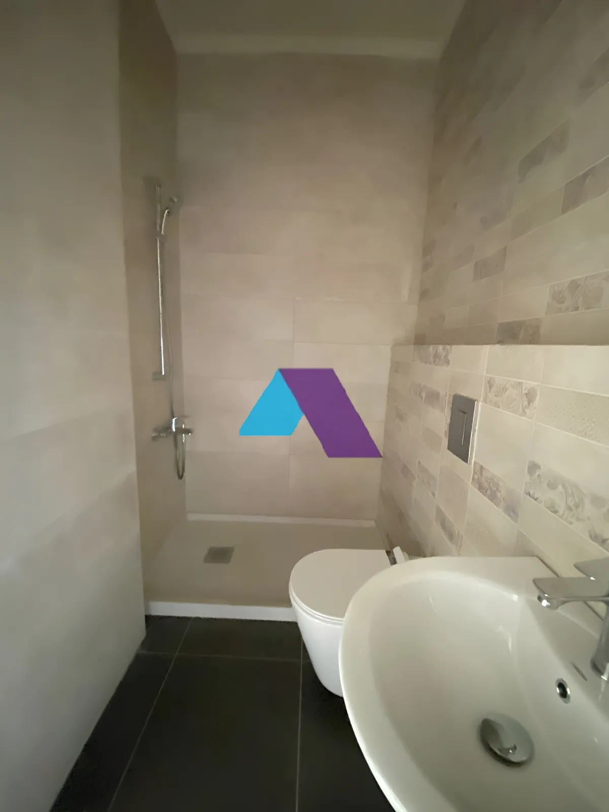 Apartment for Sale in Jdeideh