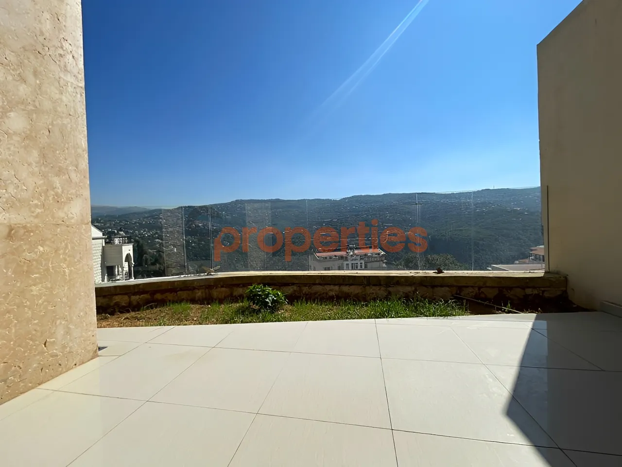 Apartment for Sale in Ballouneh