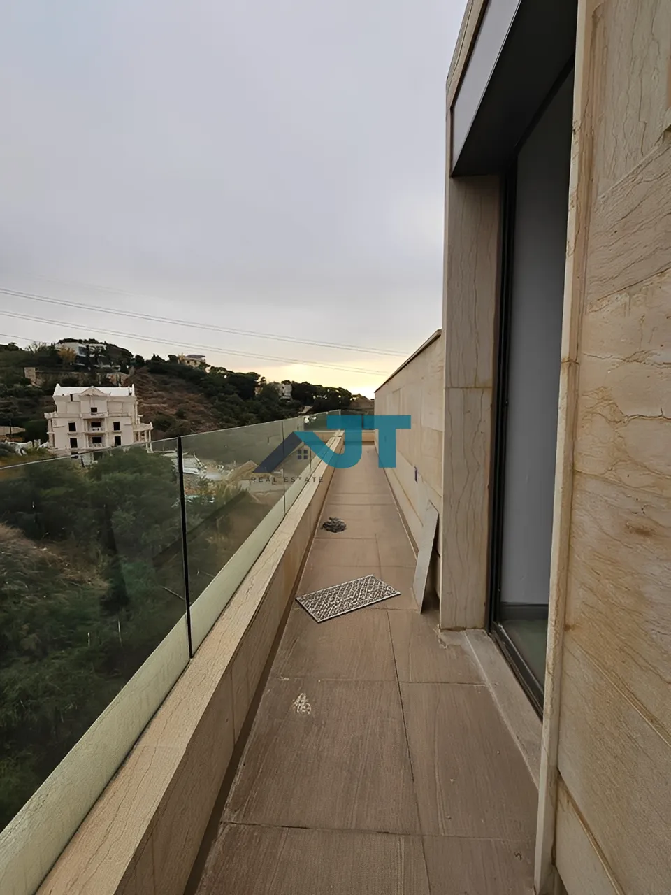 Apartment for Sale in Mtayleb