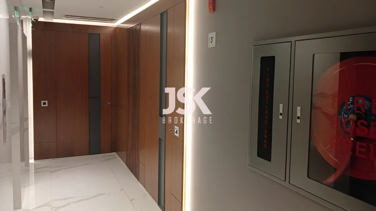 Office for rent in Dbayeh
