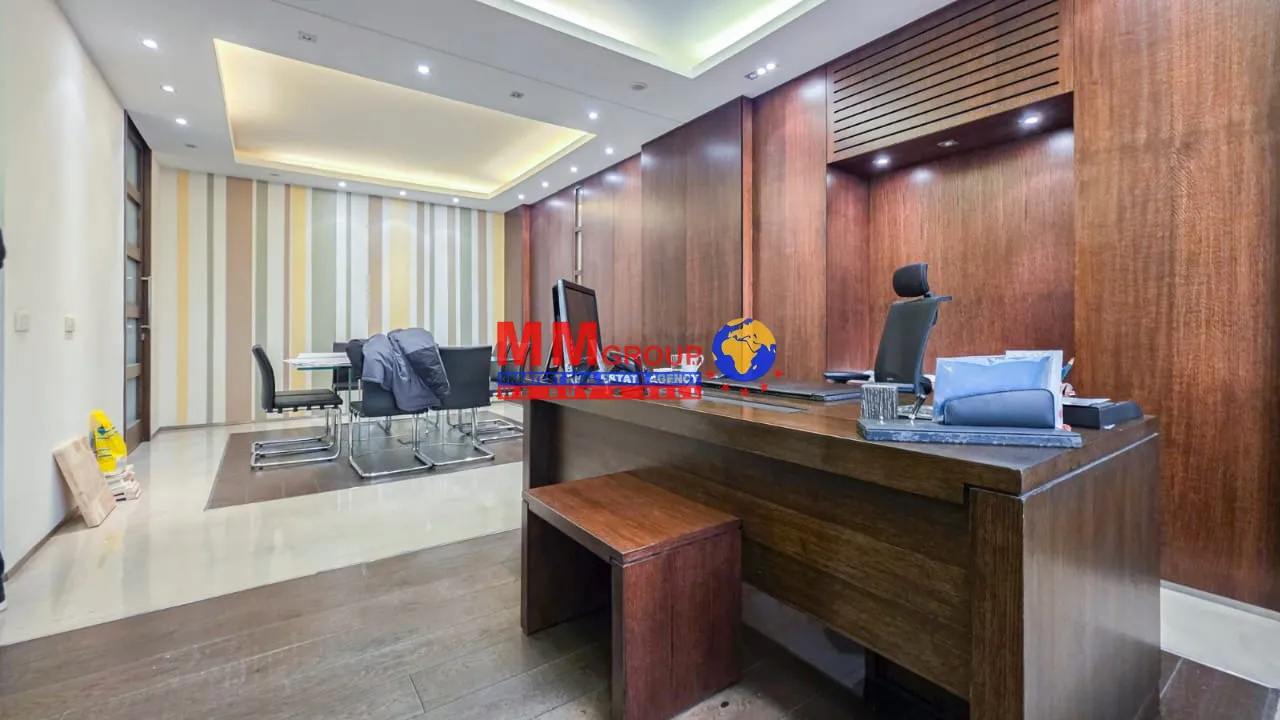 Office for Sale in Mansourieh