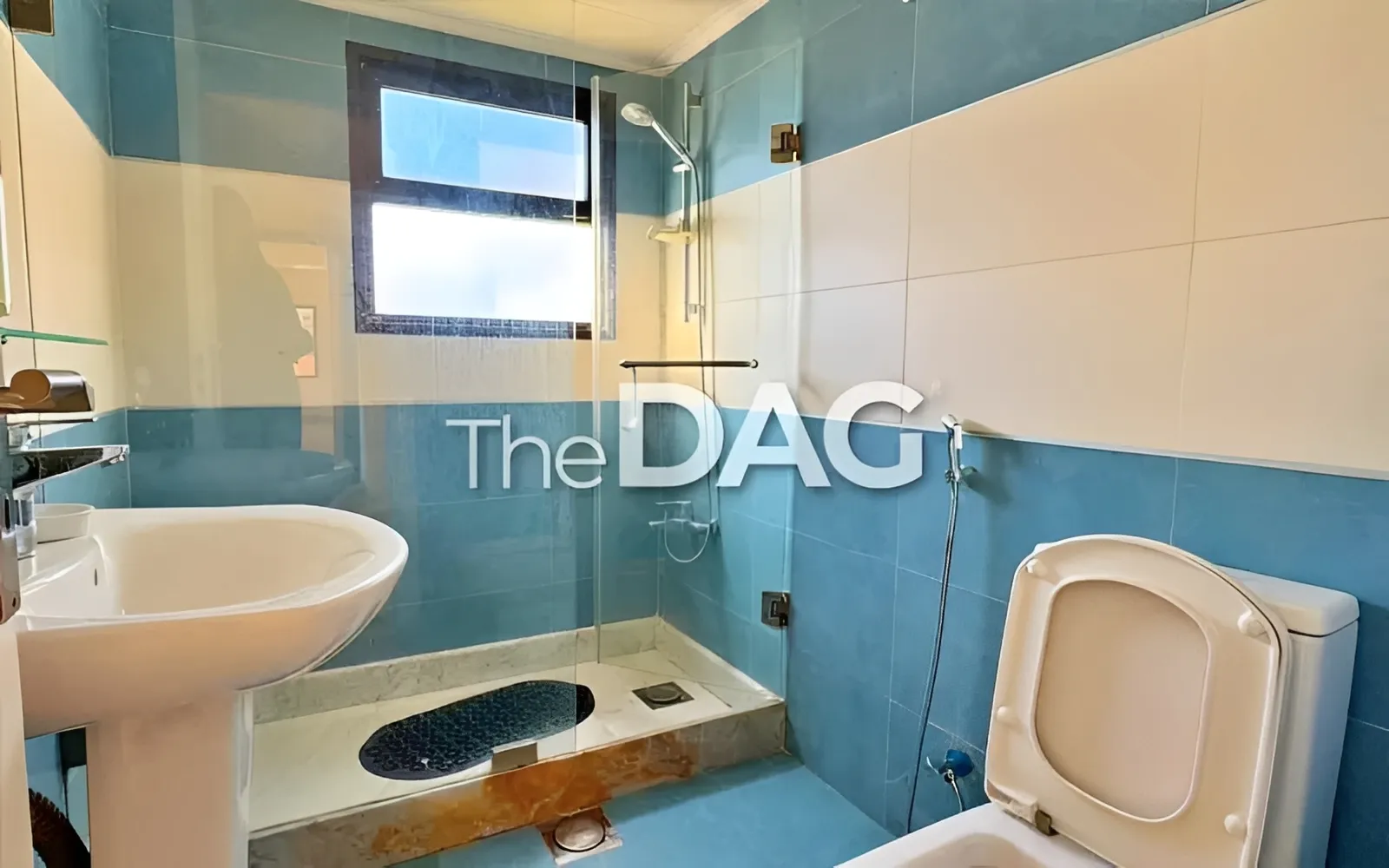 Apartment for Rent in Raoucheh, Beirut, Lebanon