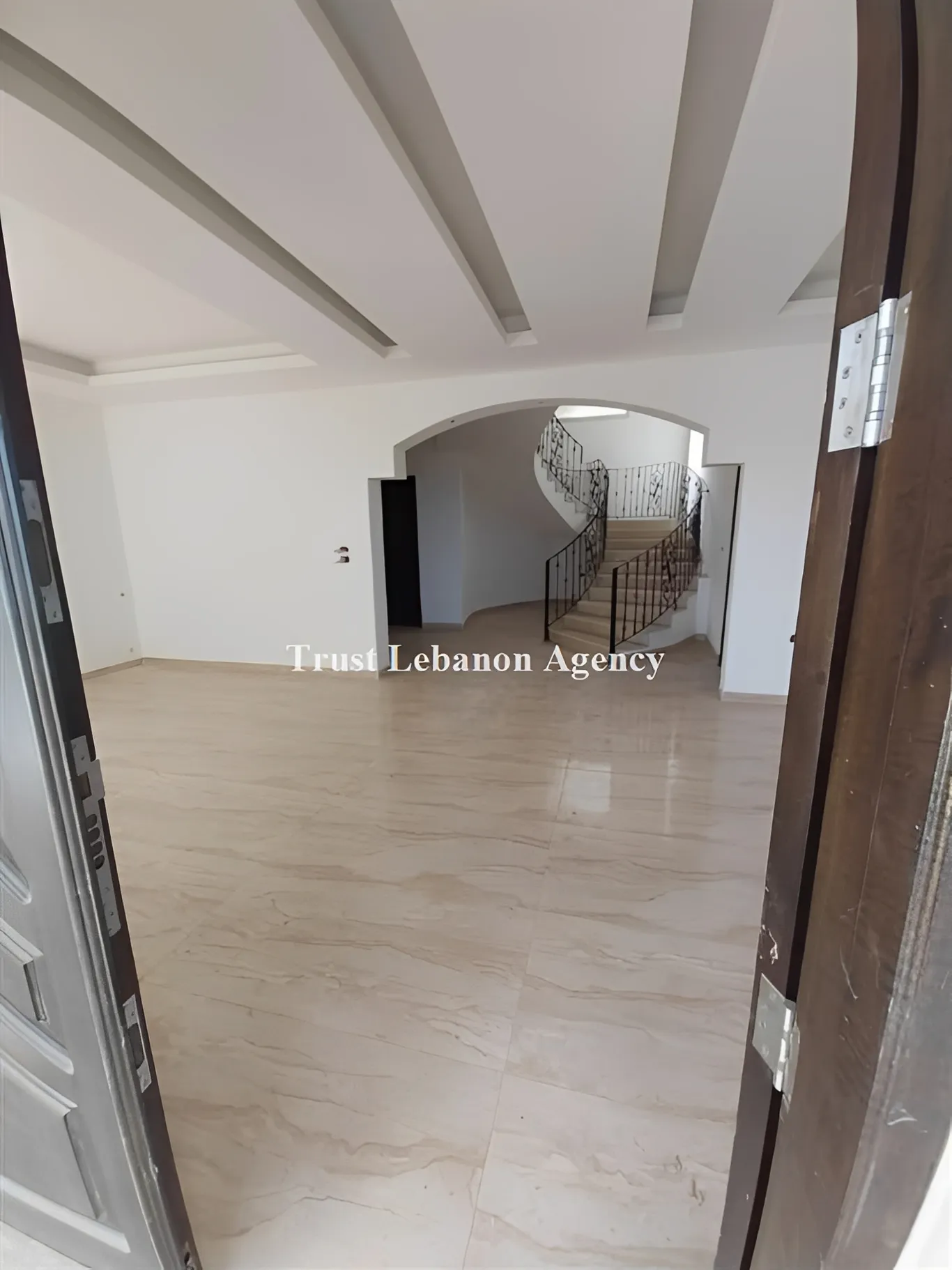 Villa for Sale in Alay Kobbeh