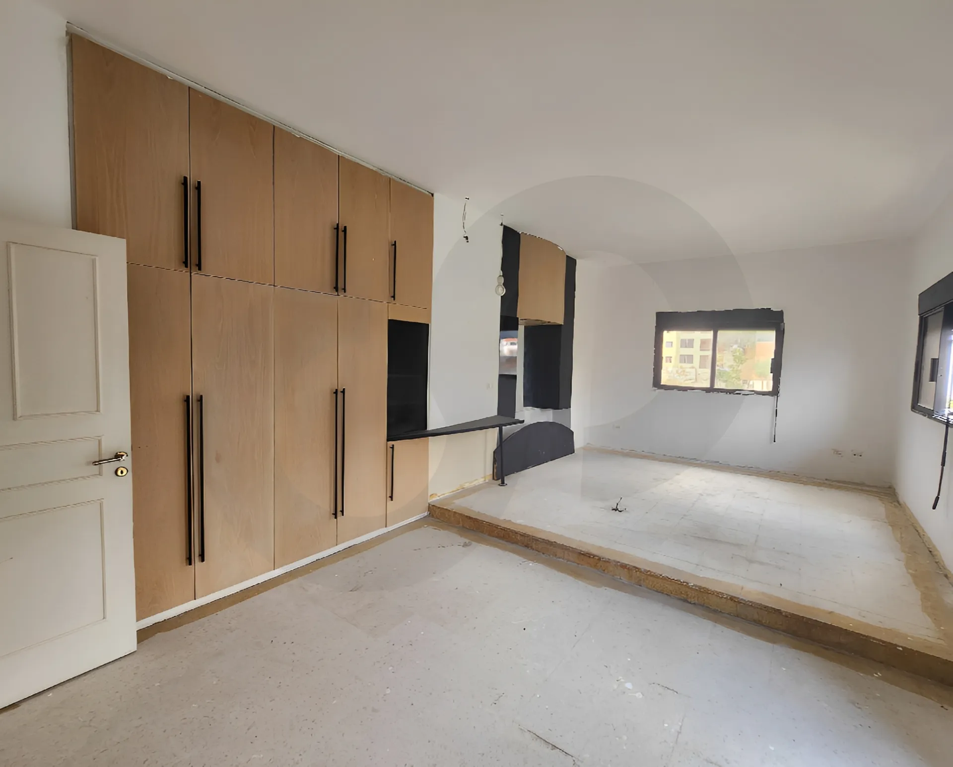 Apartment for Sale in Adma w Dafnah - 3 bed, 4 bath
