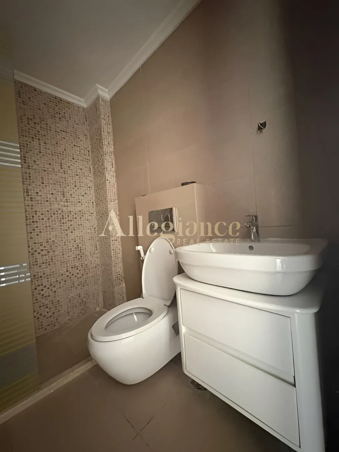 Apartment for sale in Spears