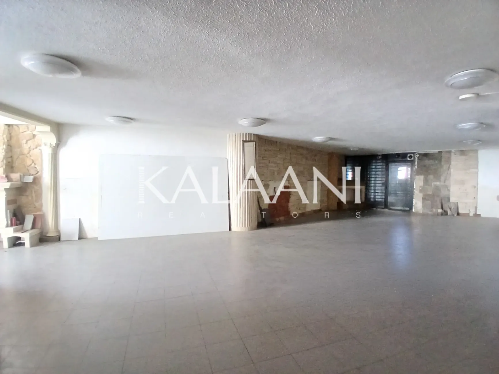 Showroom for sale in Hazmieh, Lebanon
