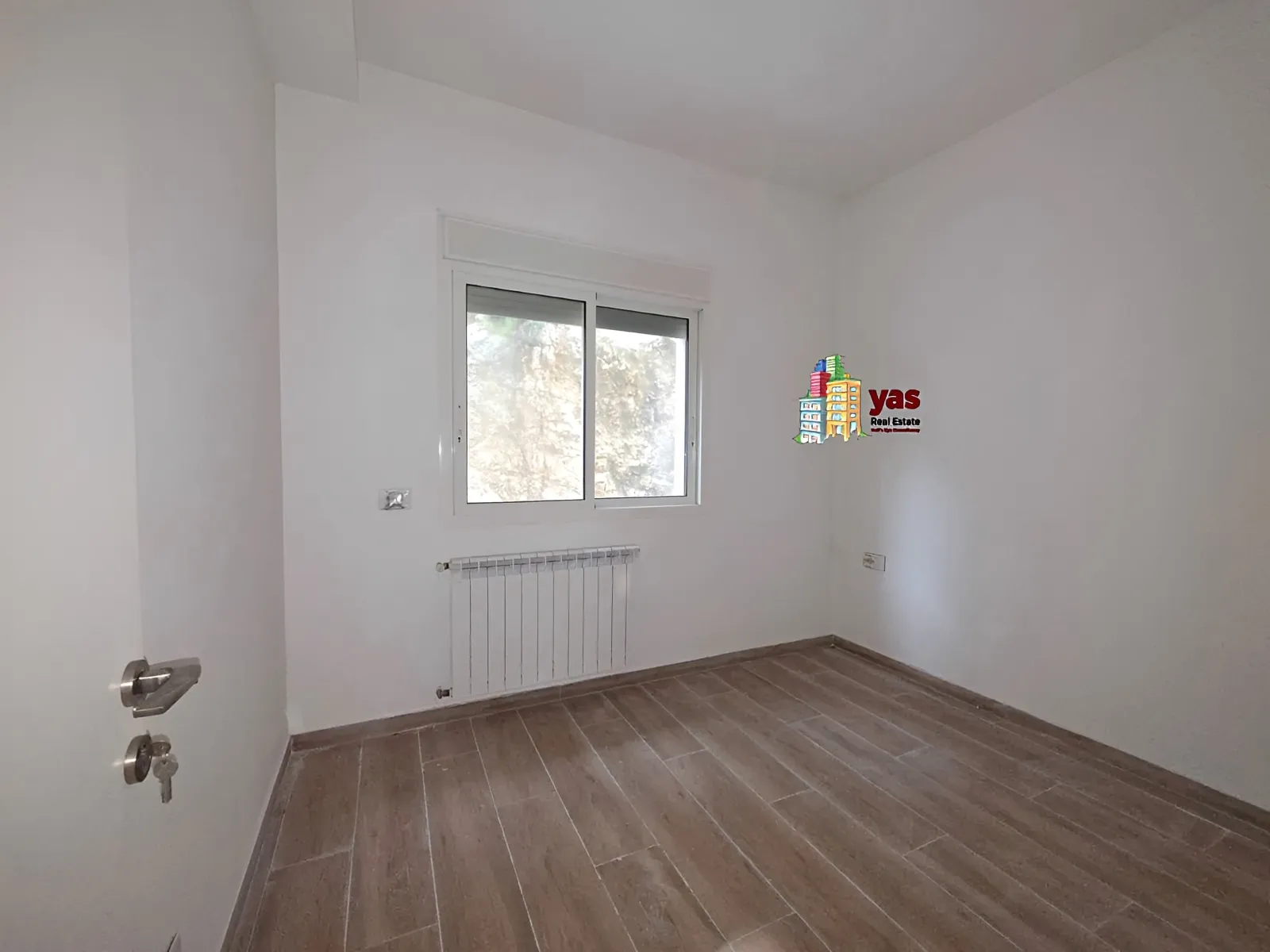 Apartment for Sale in Ballouneh