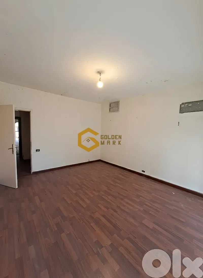 Apartment for Sale in Ramlet El Baida, Bayrut