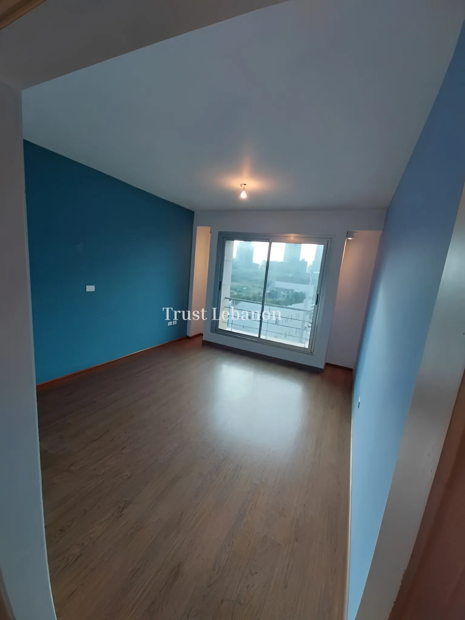 Office for rent in Sin El Fil, Lebanon