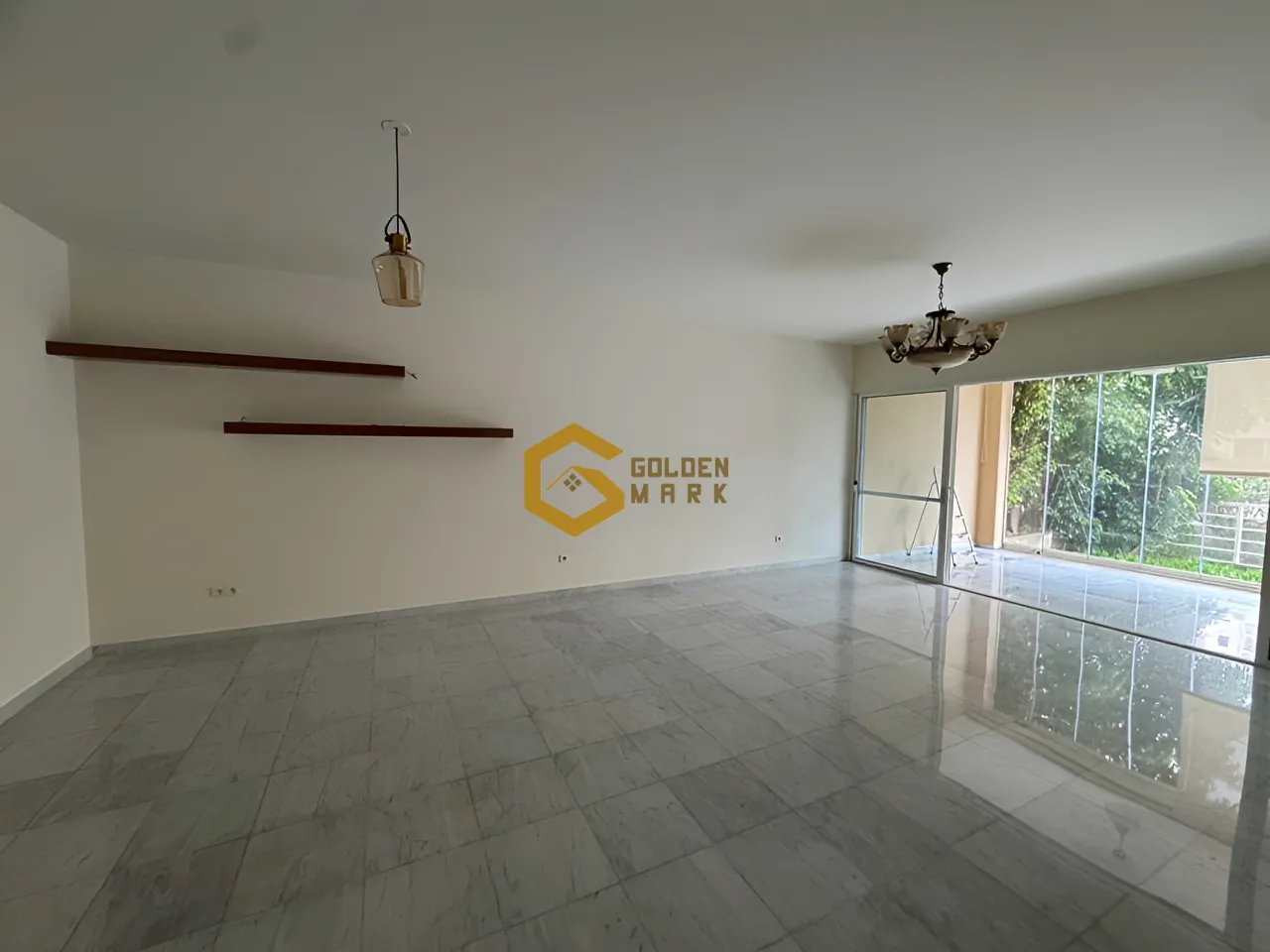 Apartment for Sale in Bsalim - 3 bed, 4 bath