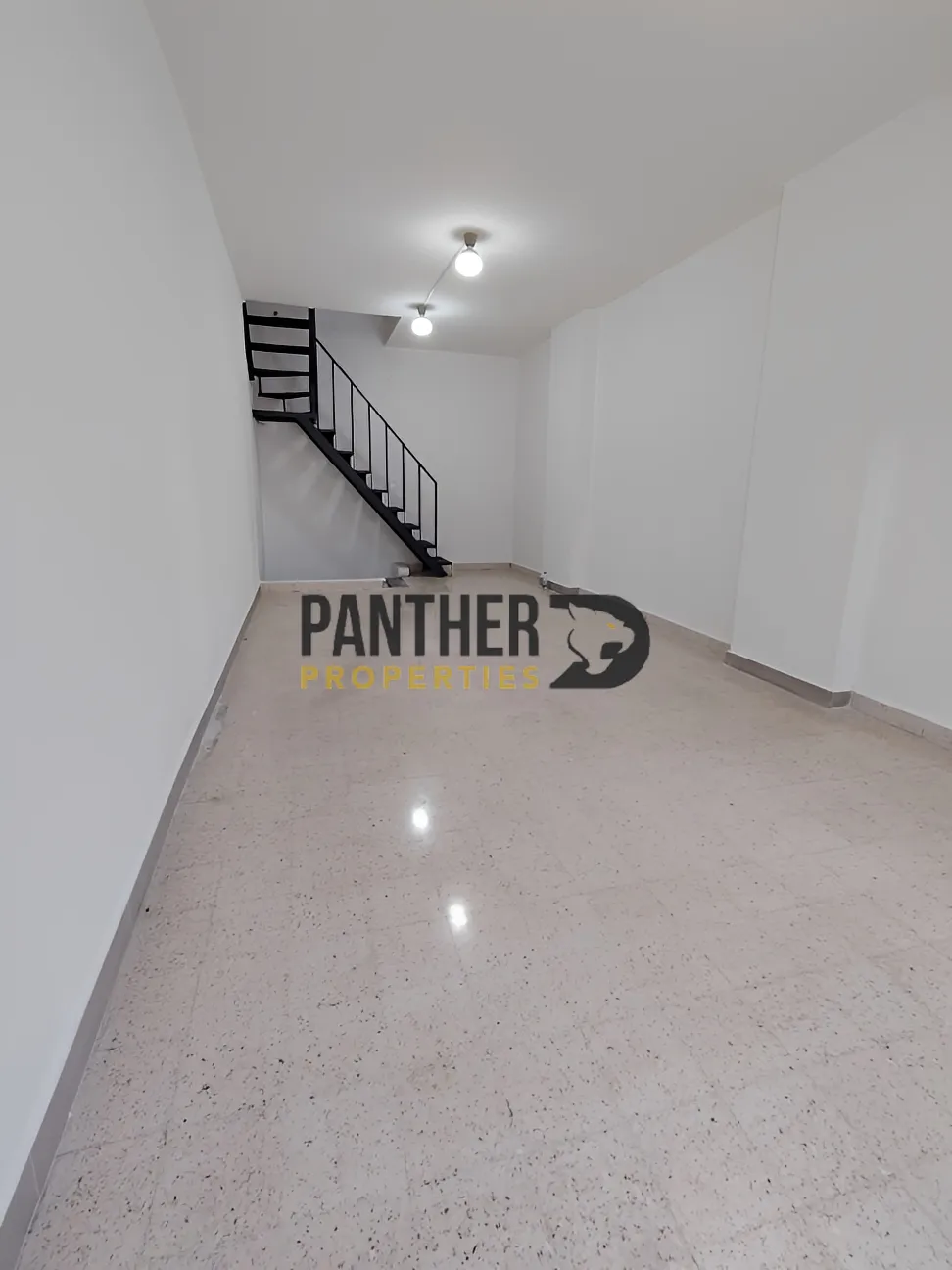 Shop for sale in Baouchriyeh