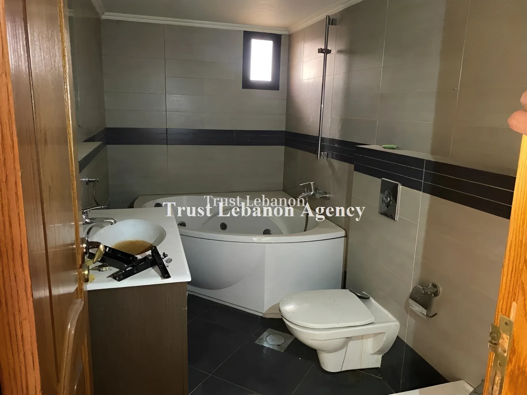 Residential Building for rent in Hazmieh, Lebanon