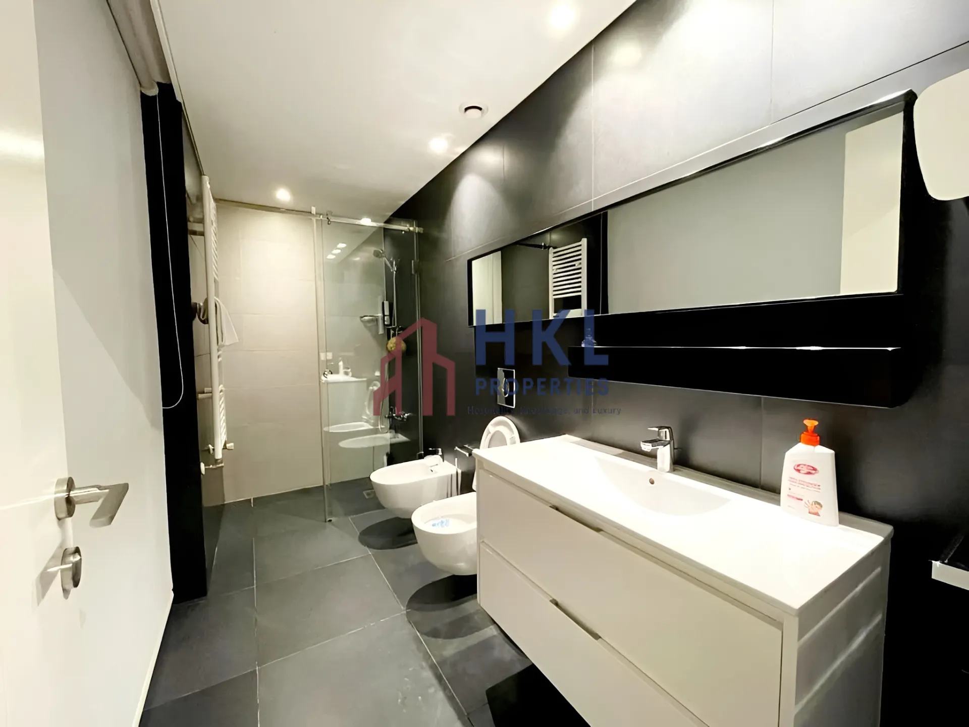 Apartment for rent in Achrafieh