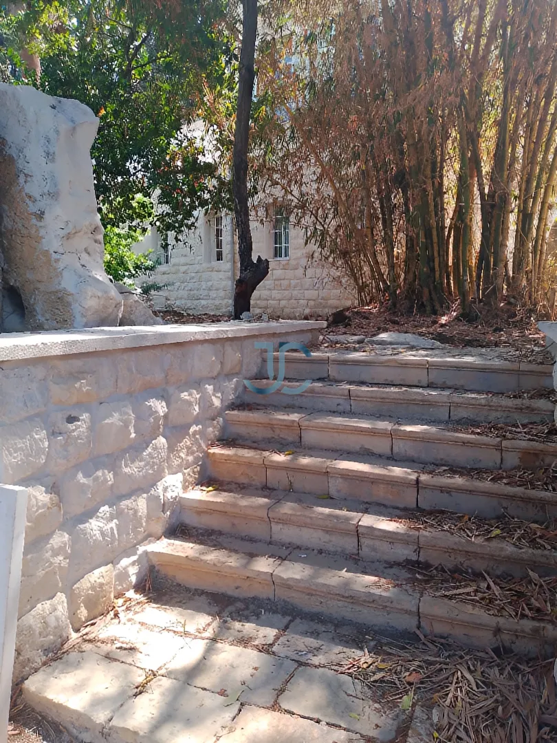 Restaurant for rent in Jounieh