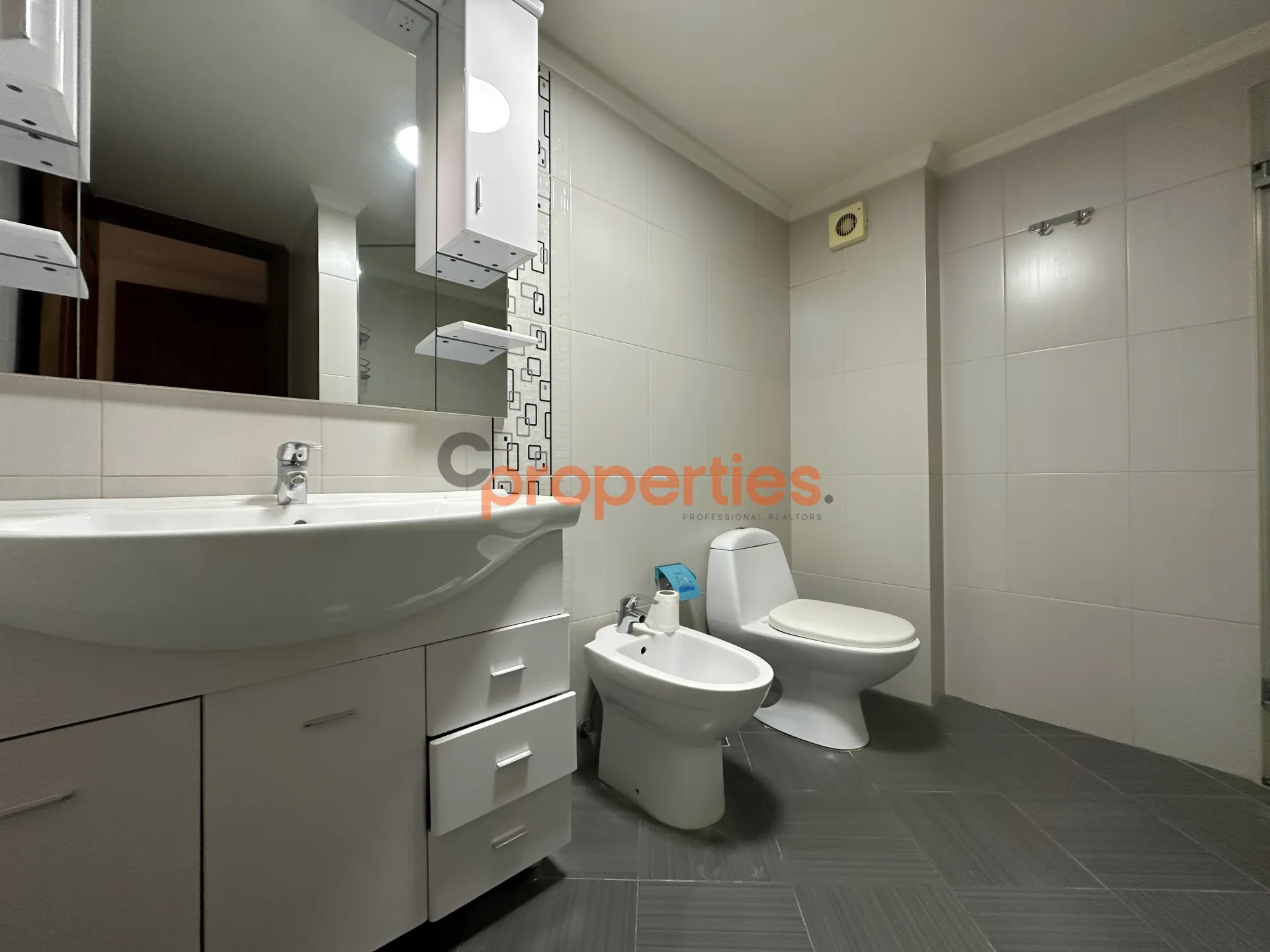 Apartment for rent in Biyyadah, Lebanon