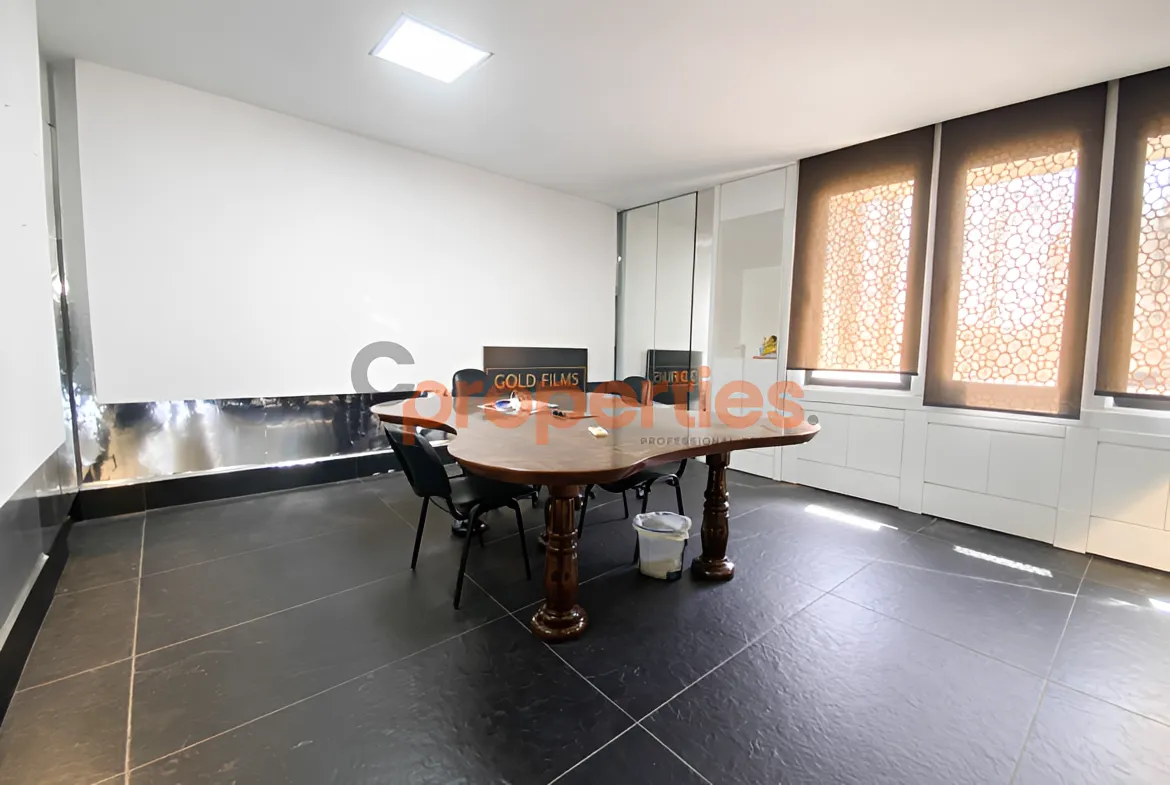 Office for Sale in Jal El Dib