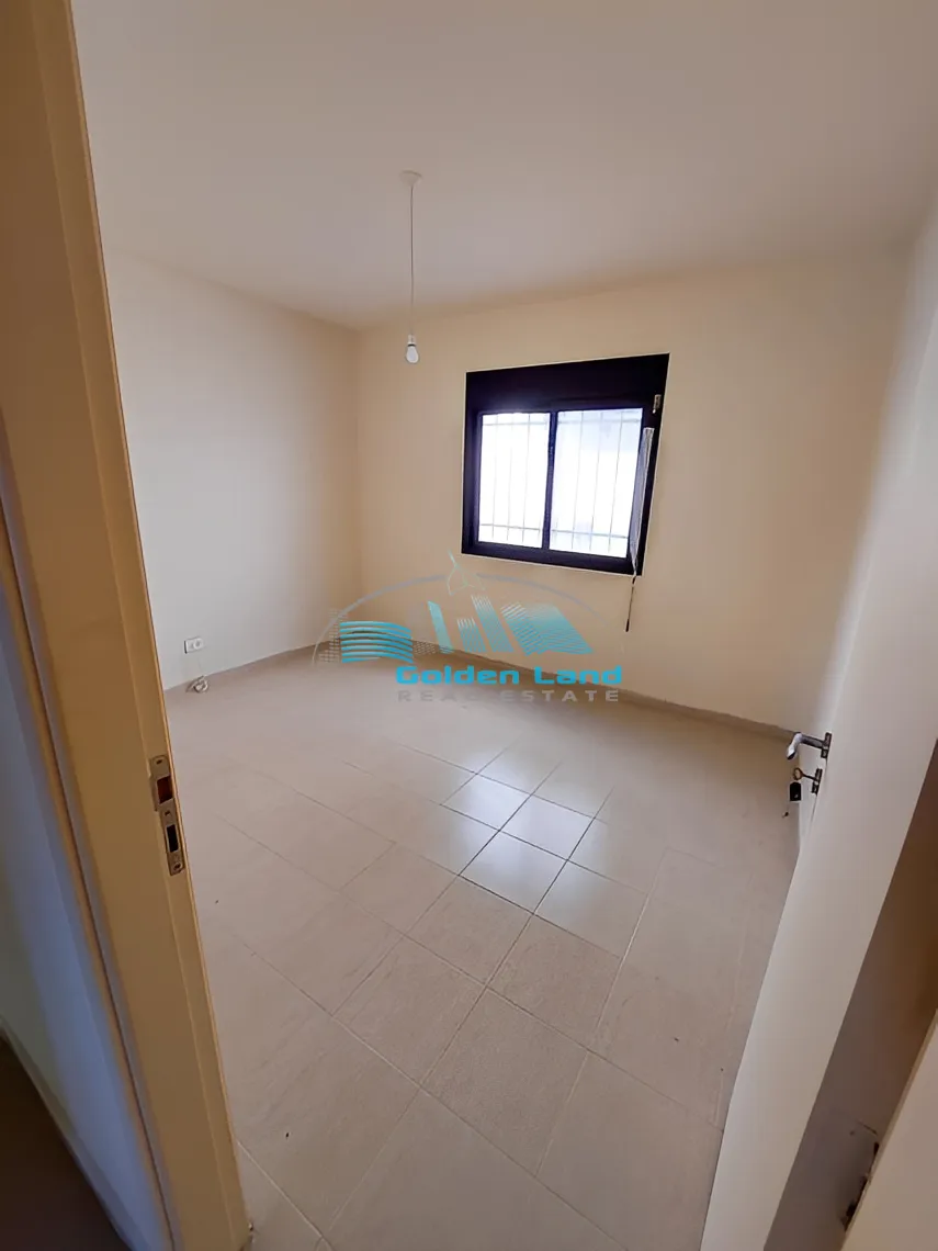 Apartment for Sale in Mazraat Yachoua, Lebanon - 3 bed, 3 bath