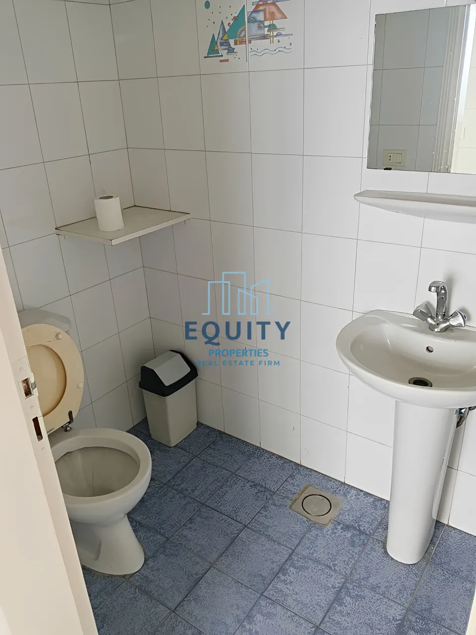 Office for rent in Fanar