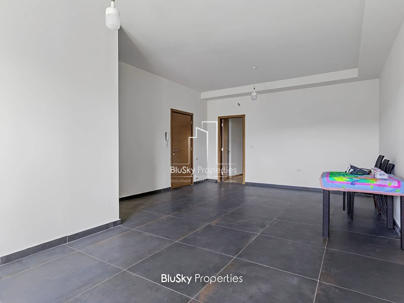 Apartment for Sale in Mansourieh - 2 bed, 2 bath