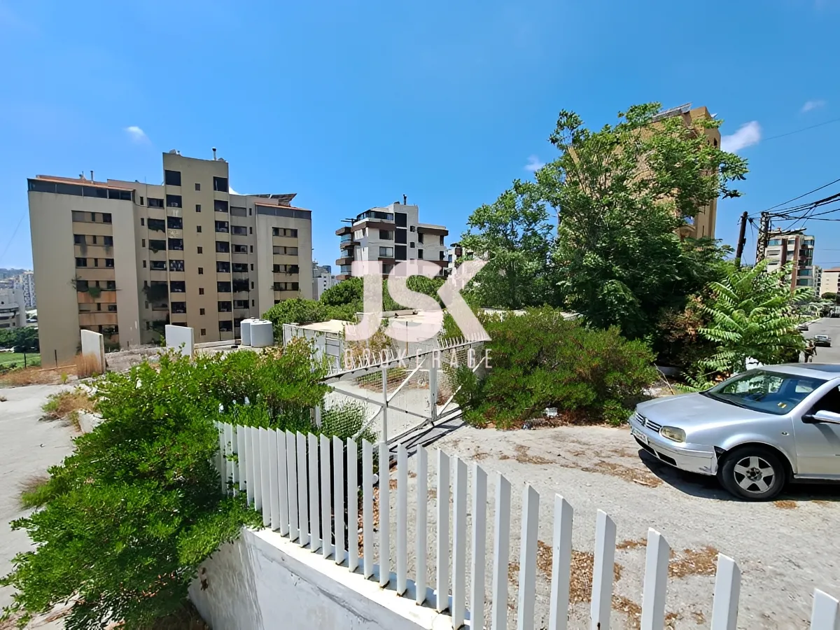 Land for Rent in Horch Tabet