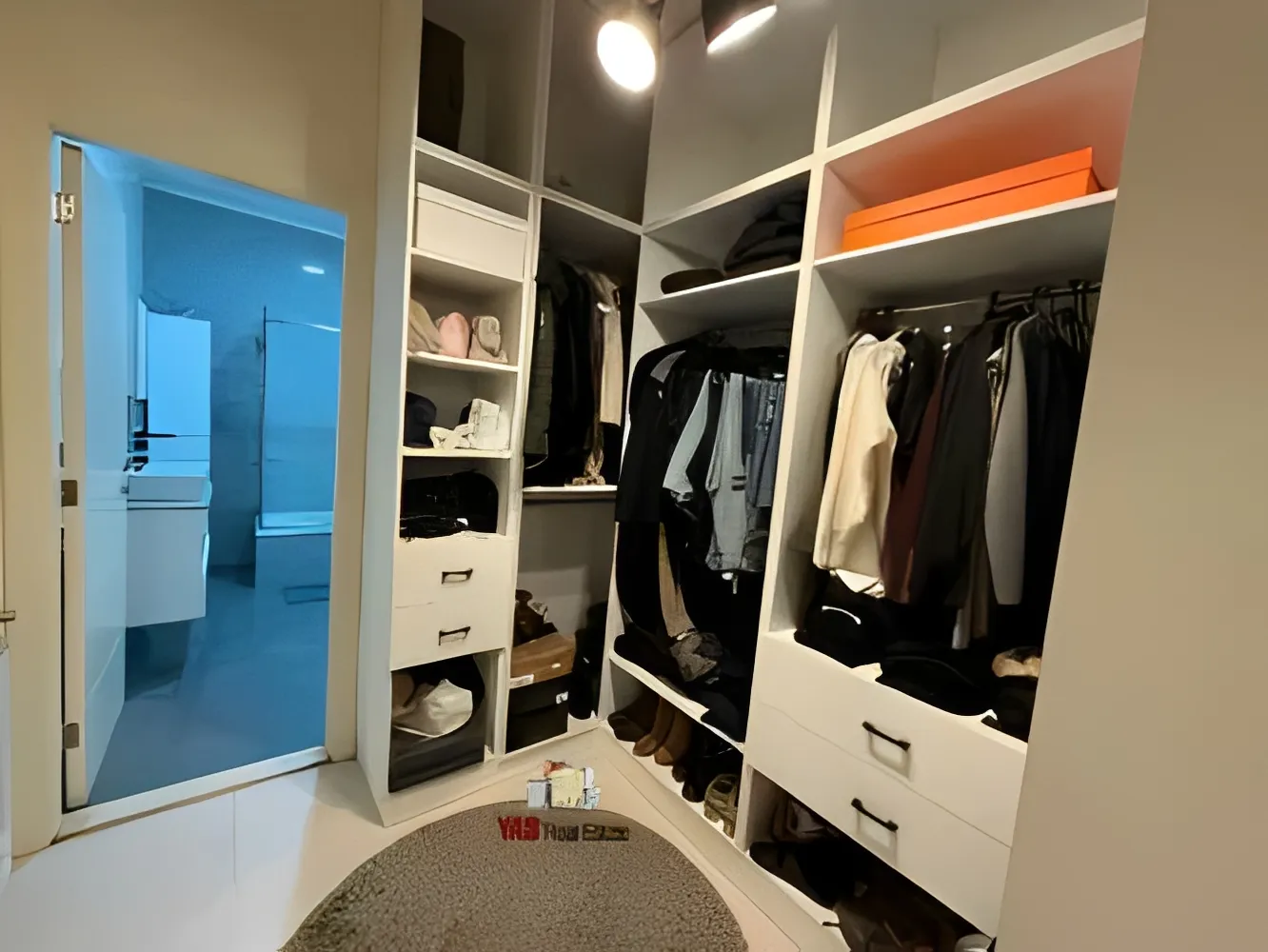 Apartment for Sale in Ballouneh