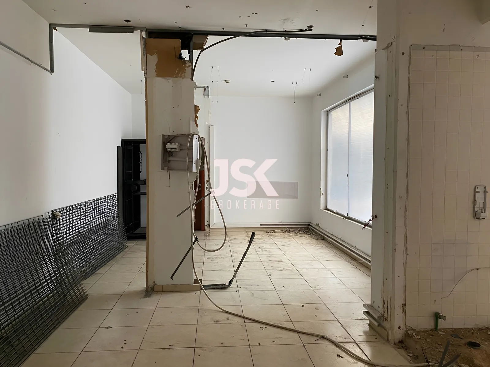 Office for Rent in Achrafieh