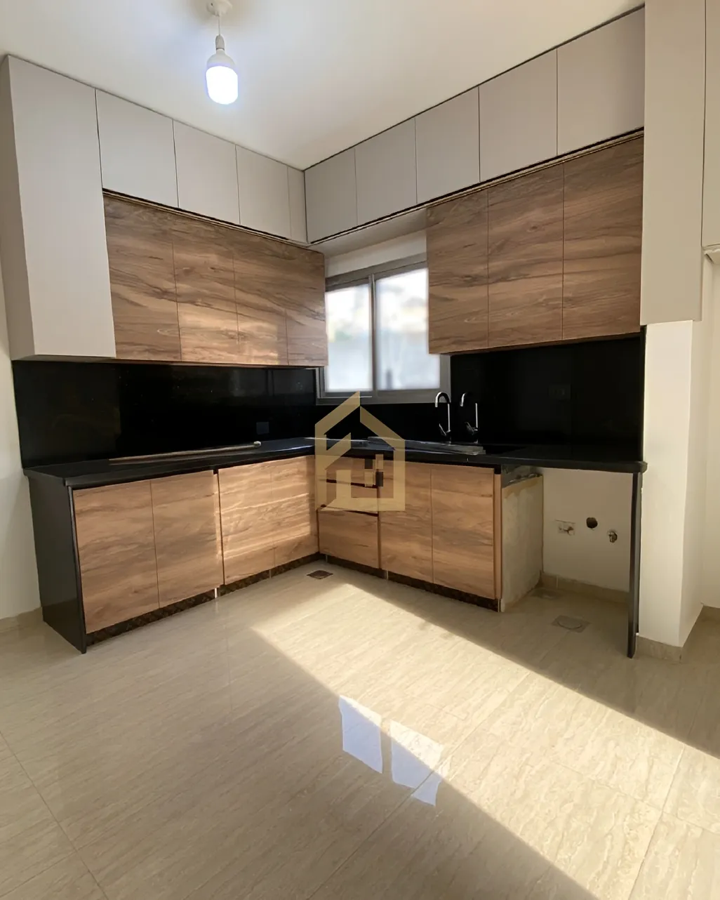 Apartment for sale in Zouk Mosbeh, Lebanon - 3 bed, 4 bath