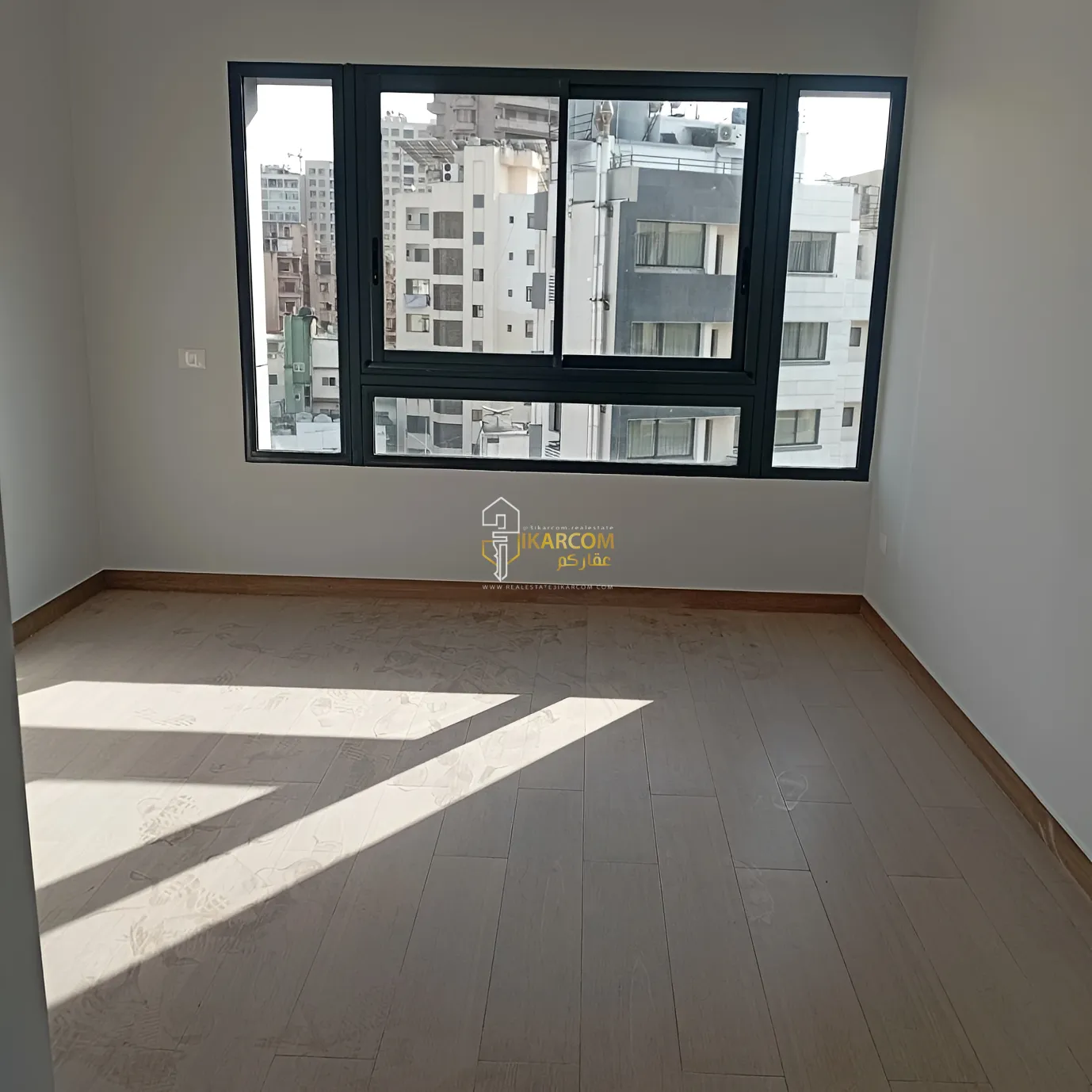 Apartment for sale in Ras Beirut, Beirut, Lebanon - 3 bed, 4 bath