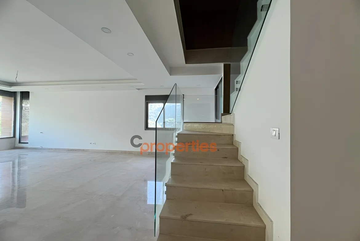 Duplex for Sale in Mar Takla, Hazmieh - 3 bed, 4 bath