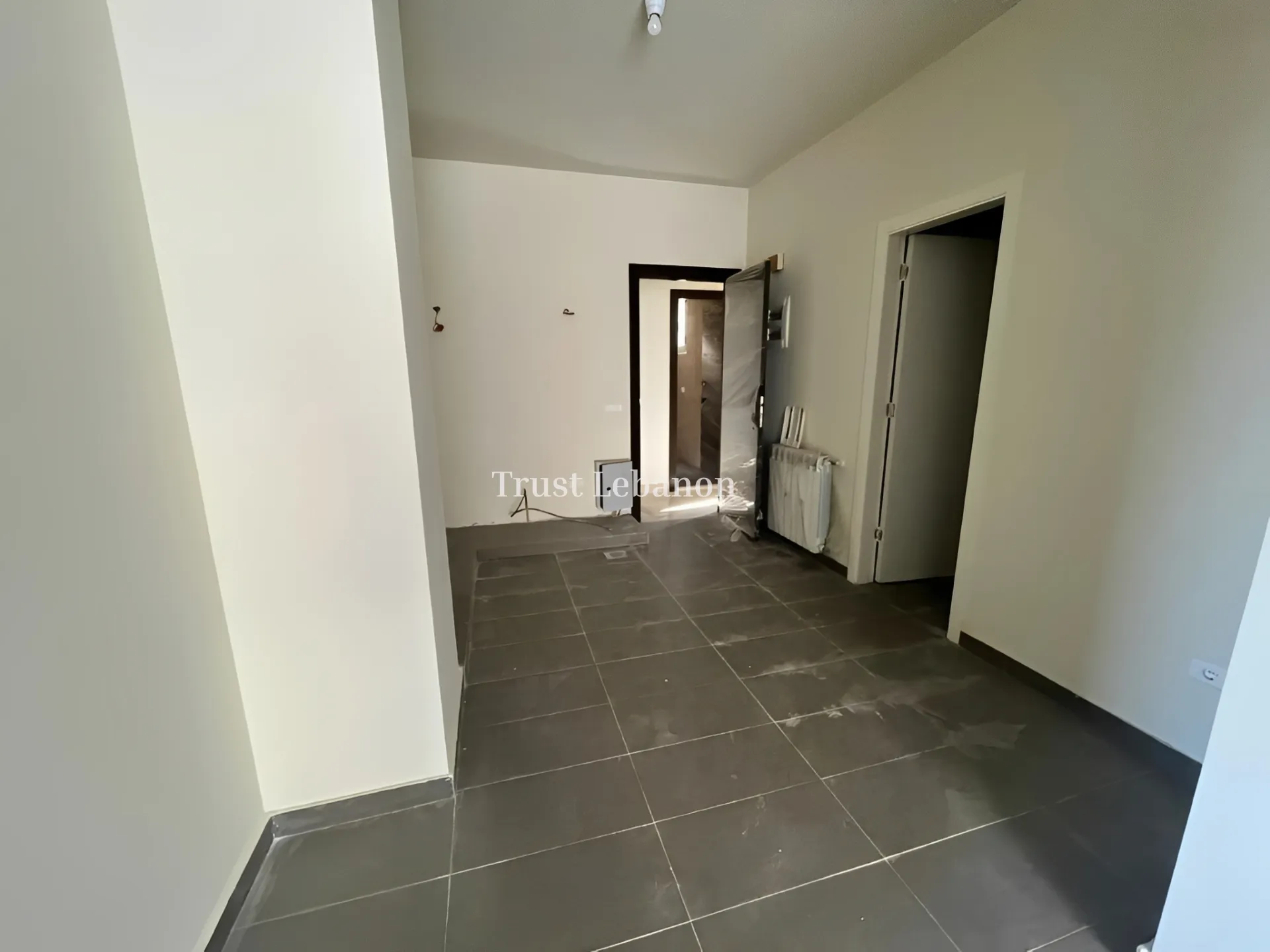Apartment for sale in Qornet El Hamra, Lebanon
