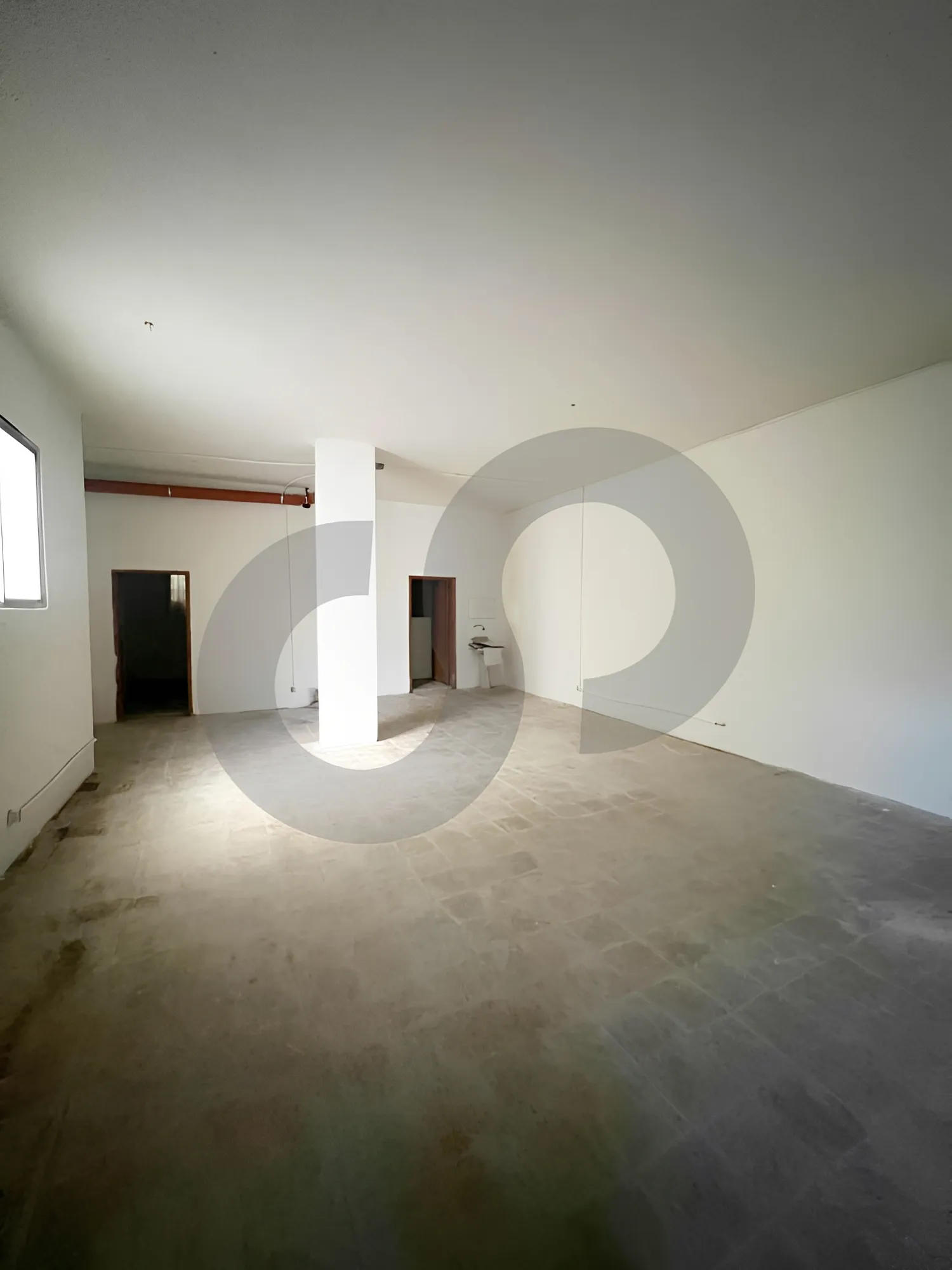 Warehouse for Sale in Qartaboun
