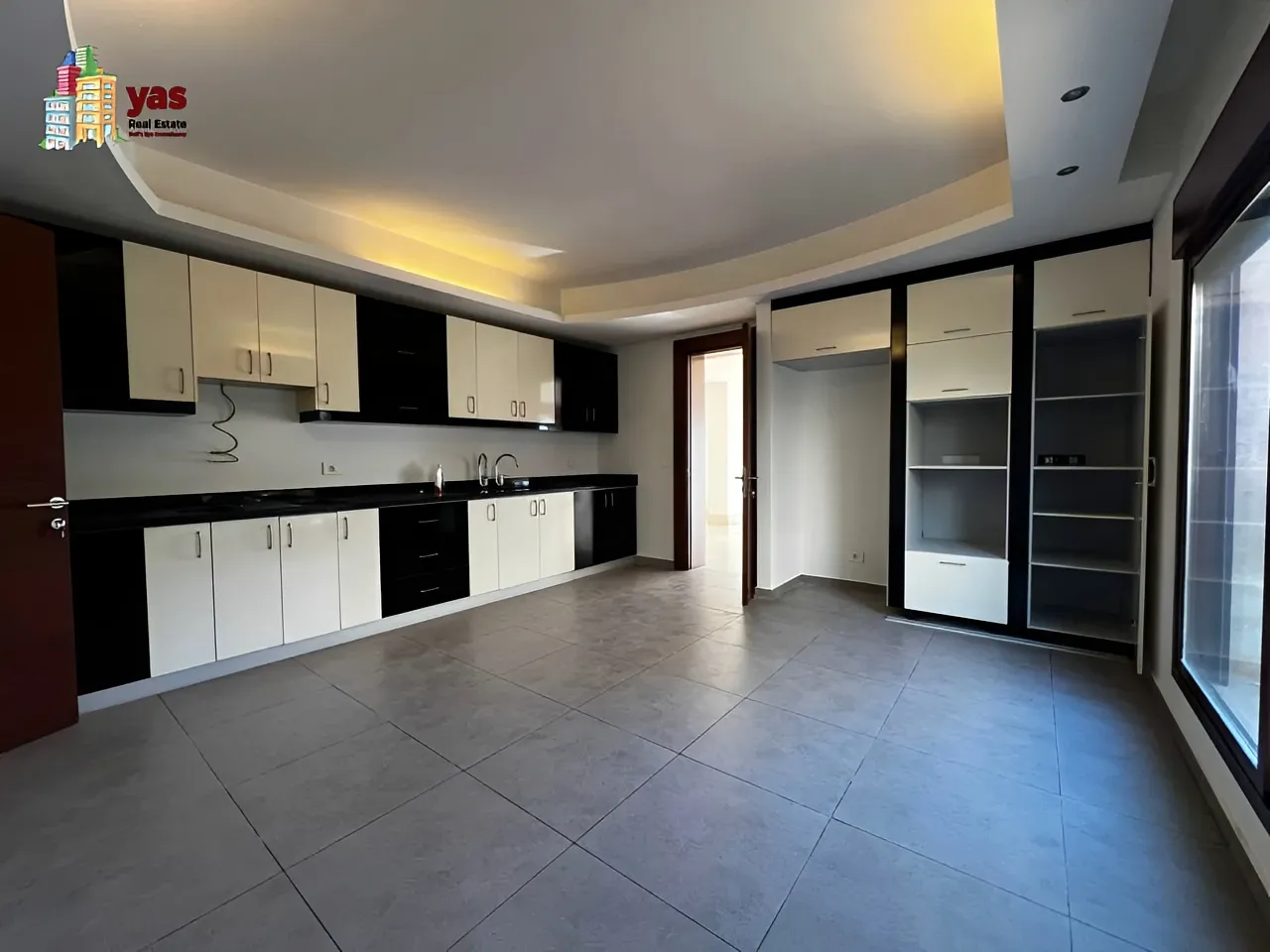 Apartment for Rent in Ballouneh
