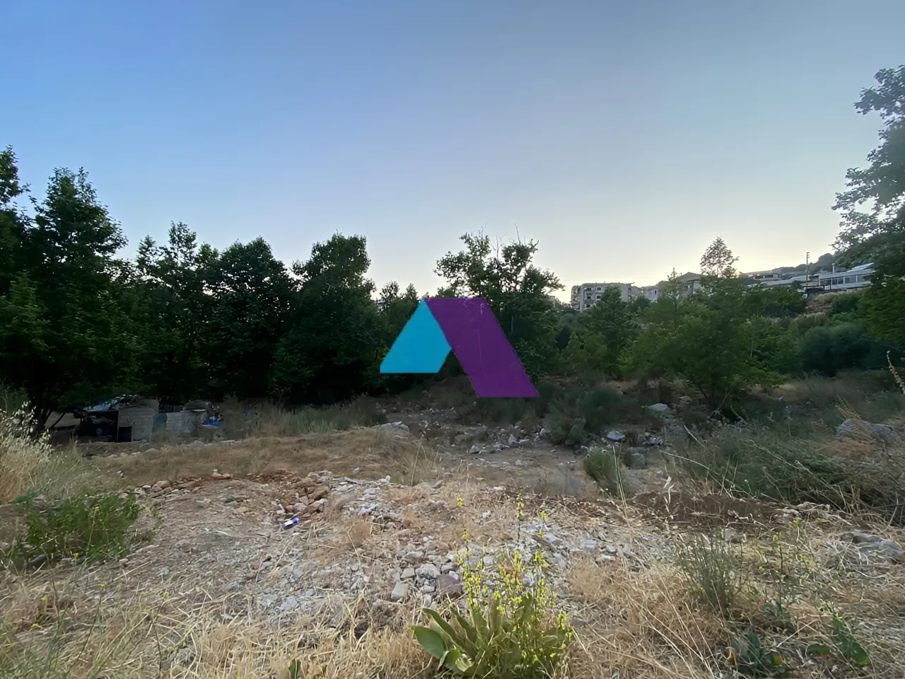 Land for Sale in Hrajel