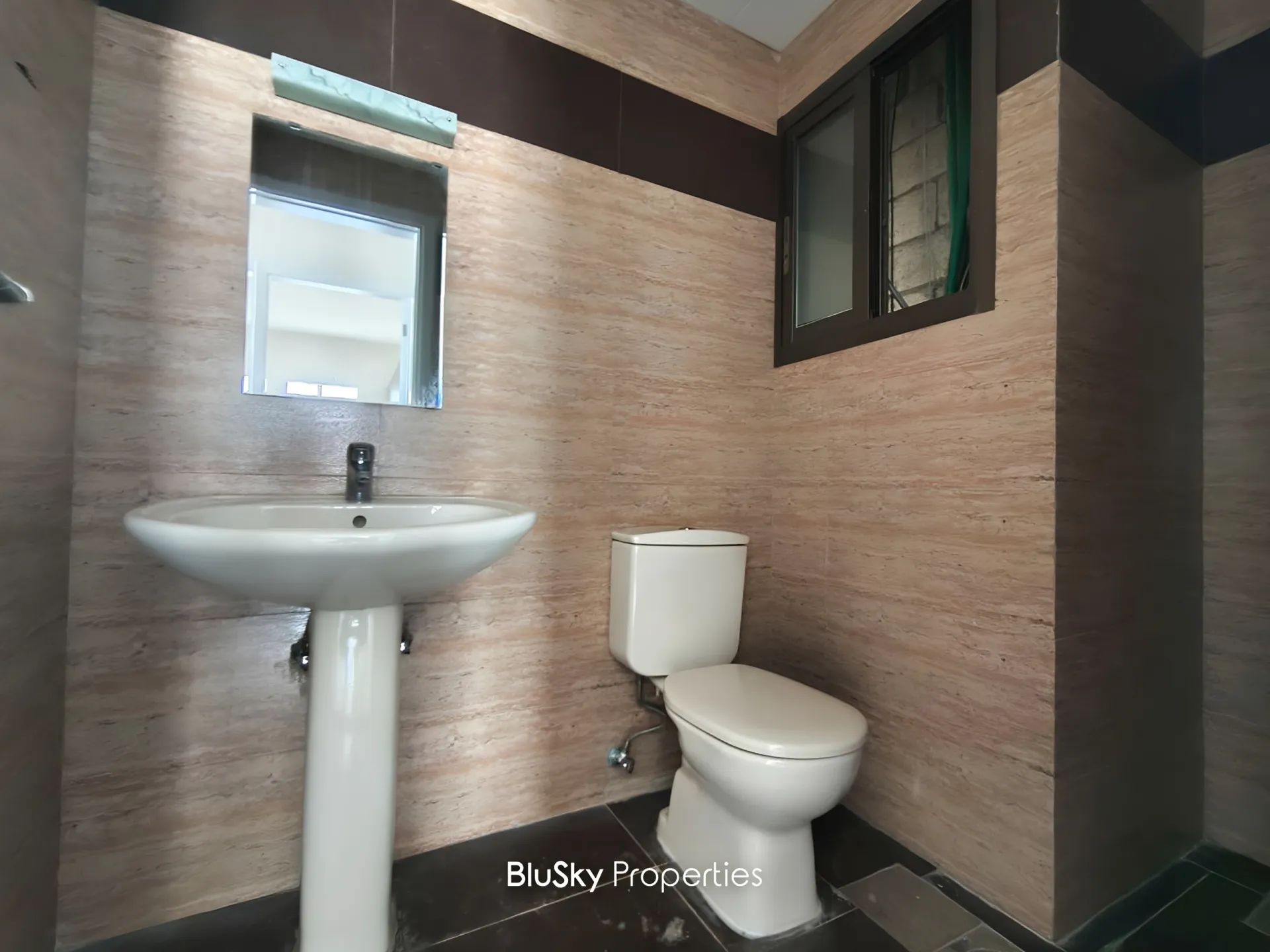 Apartment for rent in Kfar hbab, lebanon